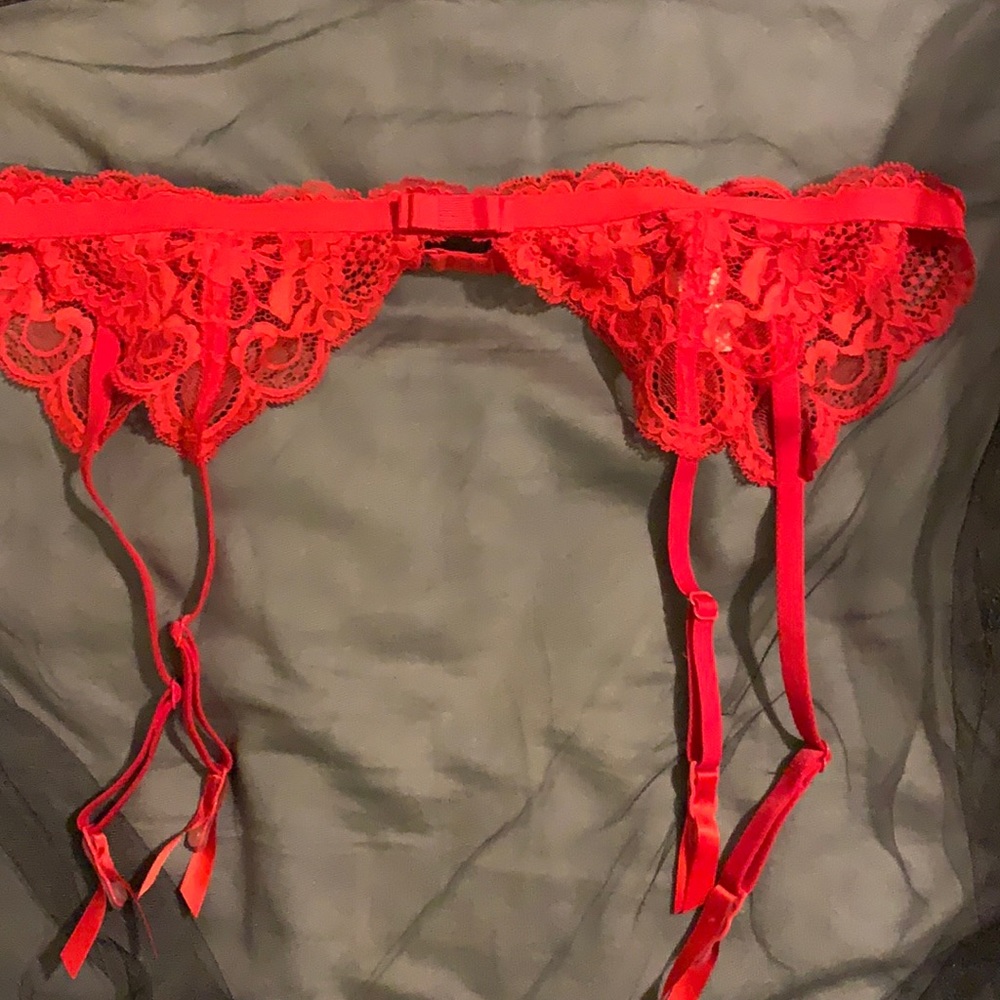 Victoria’s Secret garter belt